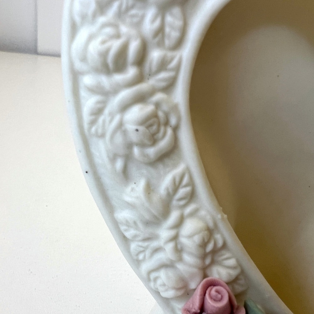 Vintage Estate Manor Porcelain Heart Photo Frame Pink Roses Floral - Picture 10 of 13